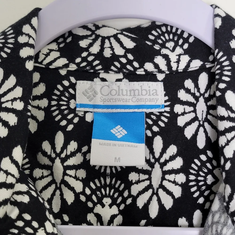 Columbia Geometric Abstract Cap Sleeves Floral Print Black Shirts M - Picture 7 of 8